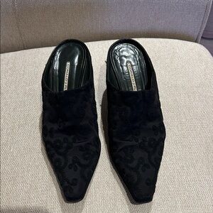 Donald J. Pliner Black Embroidered Mules